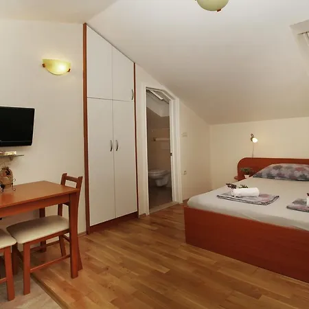 Apartment Caralipeo Makarska